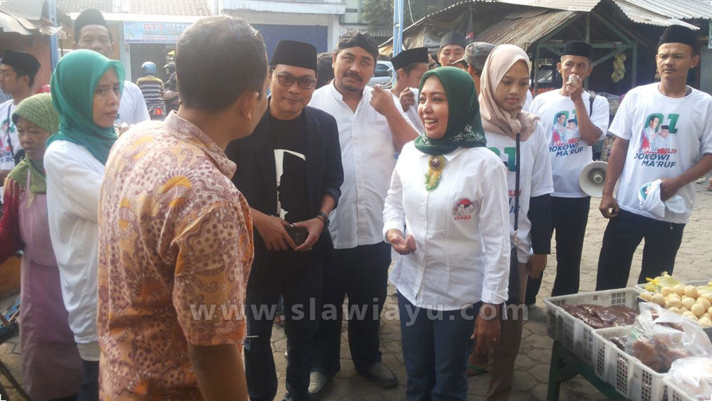Caleg PKB Nur Nadlifah Blusukan ke Pasar, Kampanyekan Jokowi-Amin