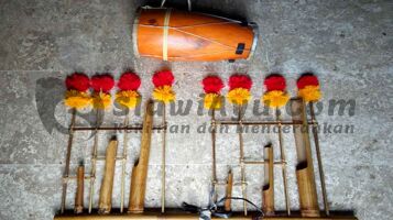 Daftar Alat Musik Tradisional Jawa Timur 2022 - Alat Musik Tradisional